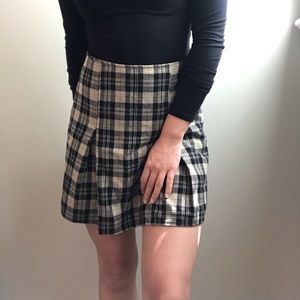 Brandy Melville plaid skirt